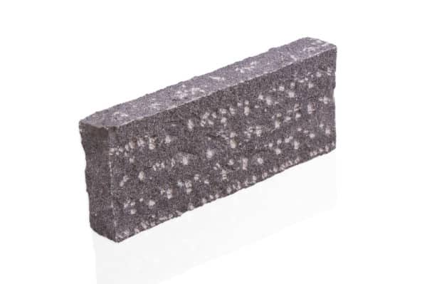Granit Leistenstein Bragano anthrazit 8x20x100 cm